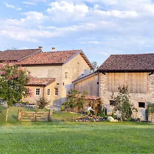  Alloggio per agriturismo Casa Delle Arti Fattoria Dei Fiori Italia